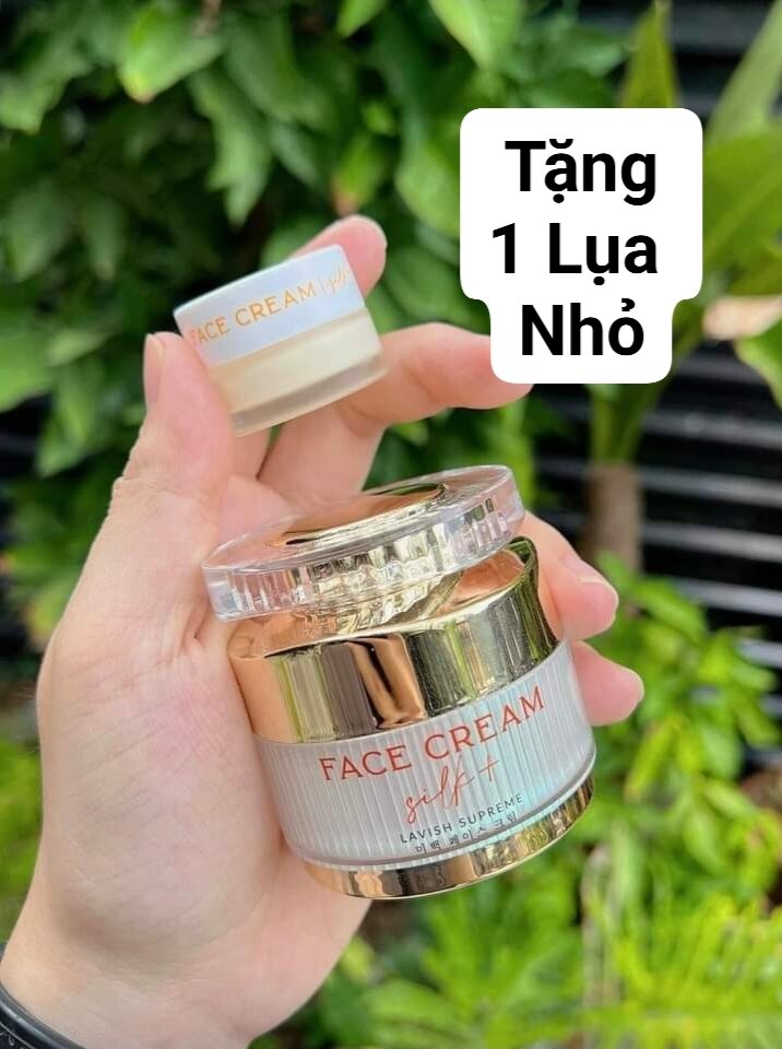 Tặng 1 hộp kem lụa sica 6gr khi mua 1 kem face lụa 25gr