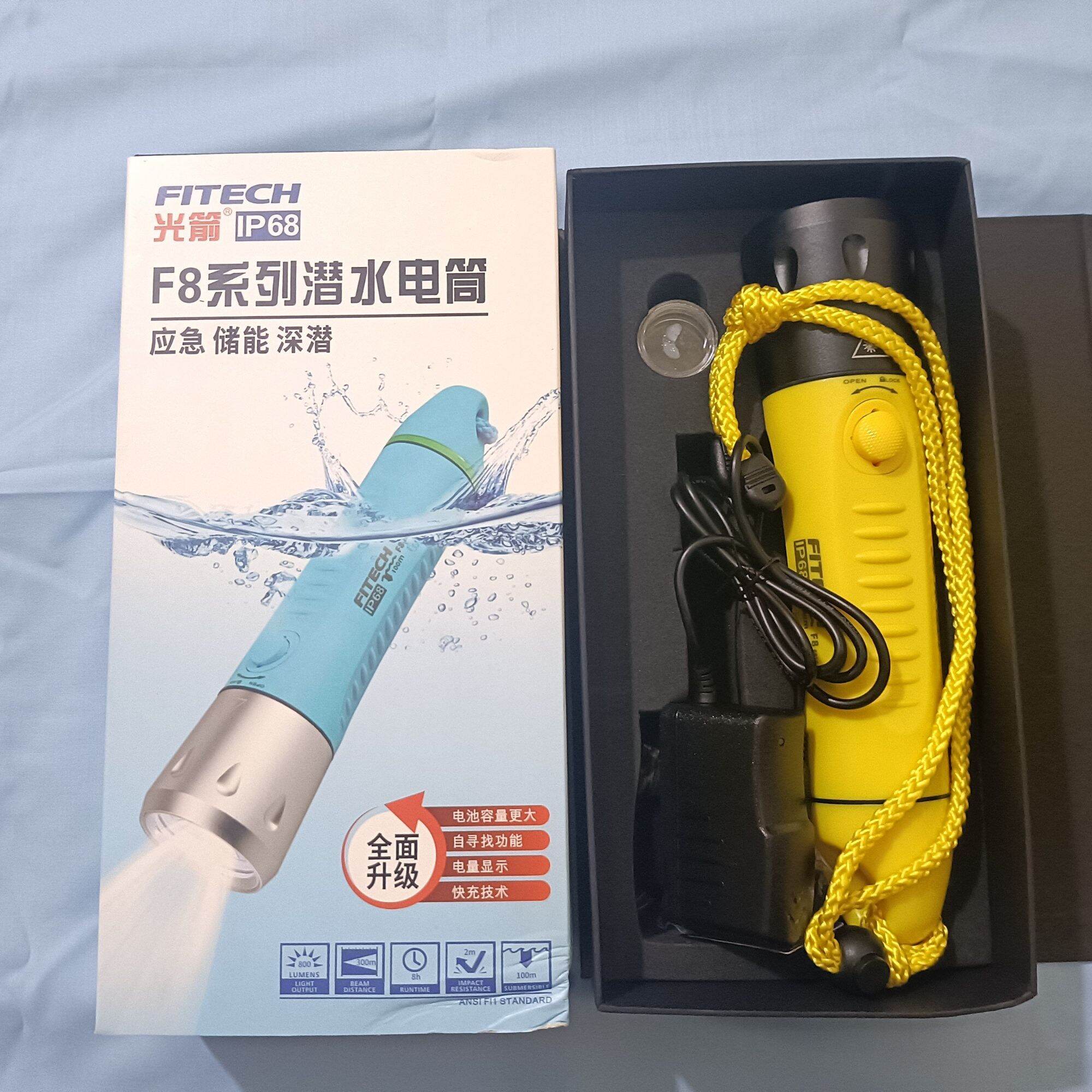 đèn pin lặn chống nước Fitech F8