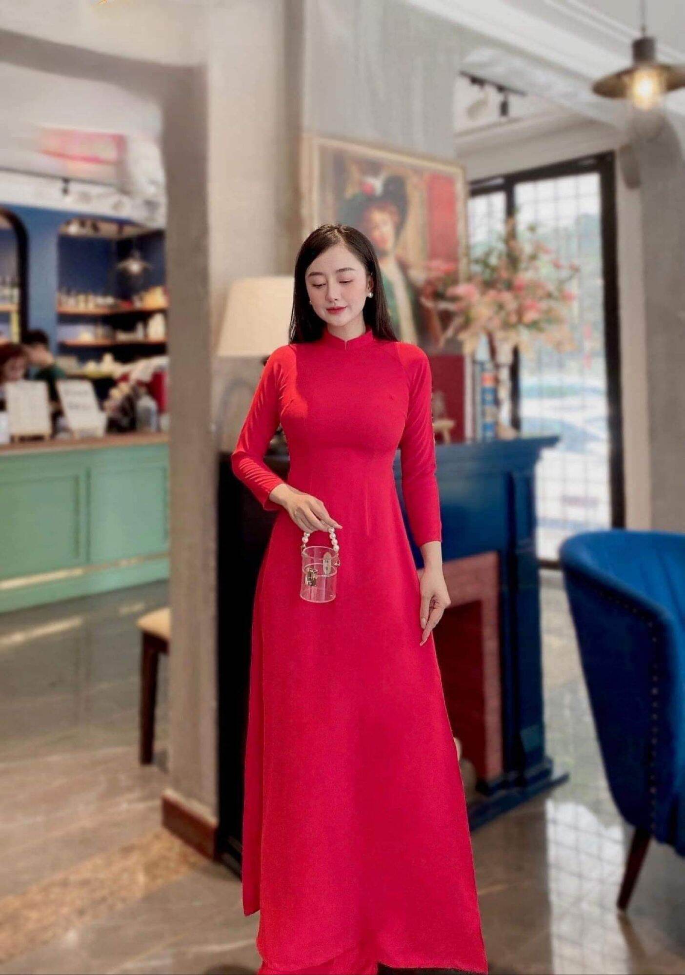 Áo dài trơn đỏ cao cấp. kèm quần