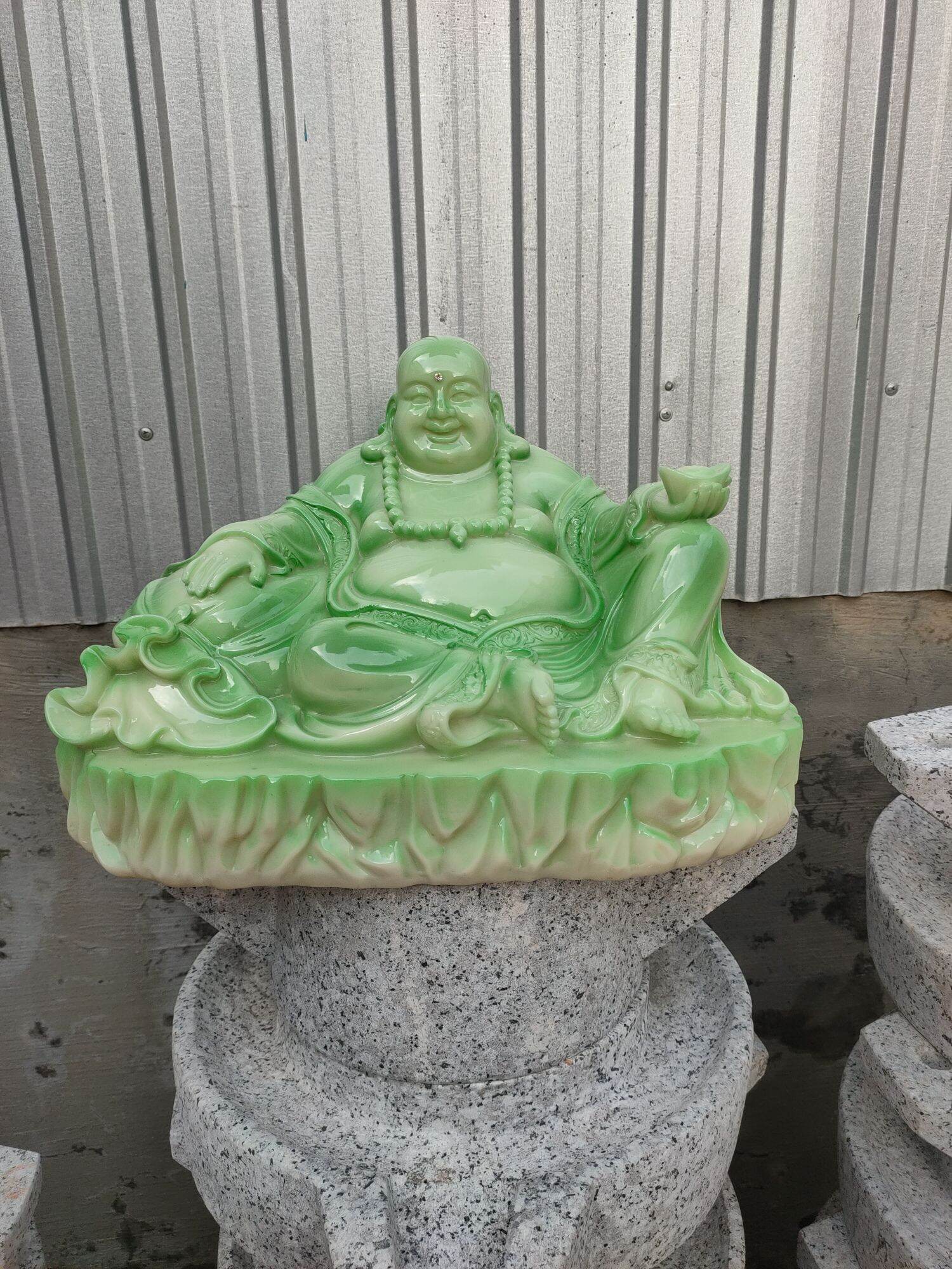 Tượng Phật Di Lặc cao 27cm ngang 40cm