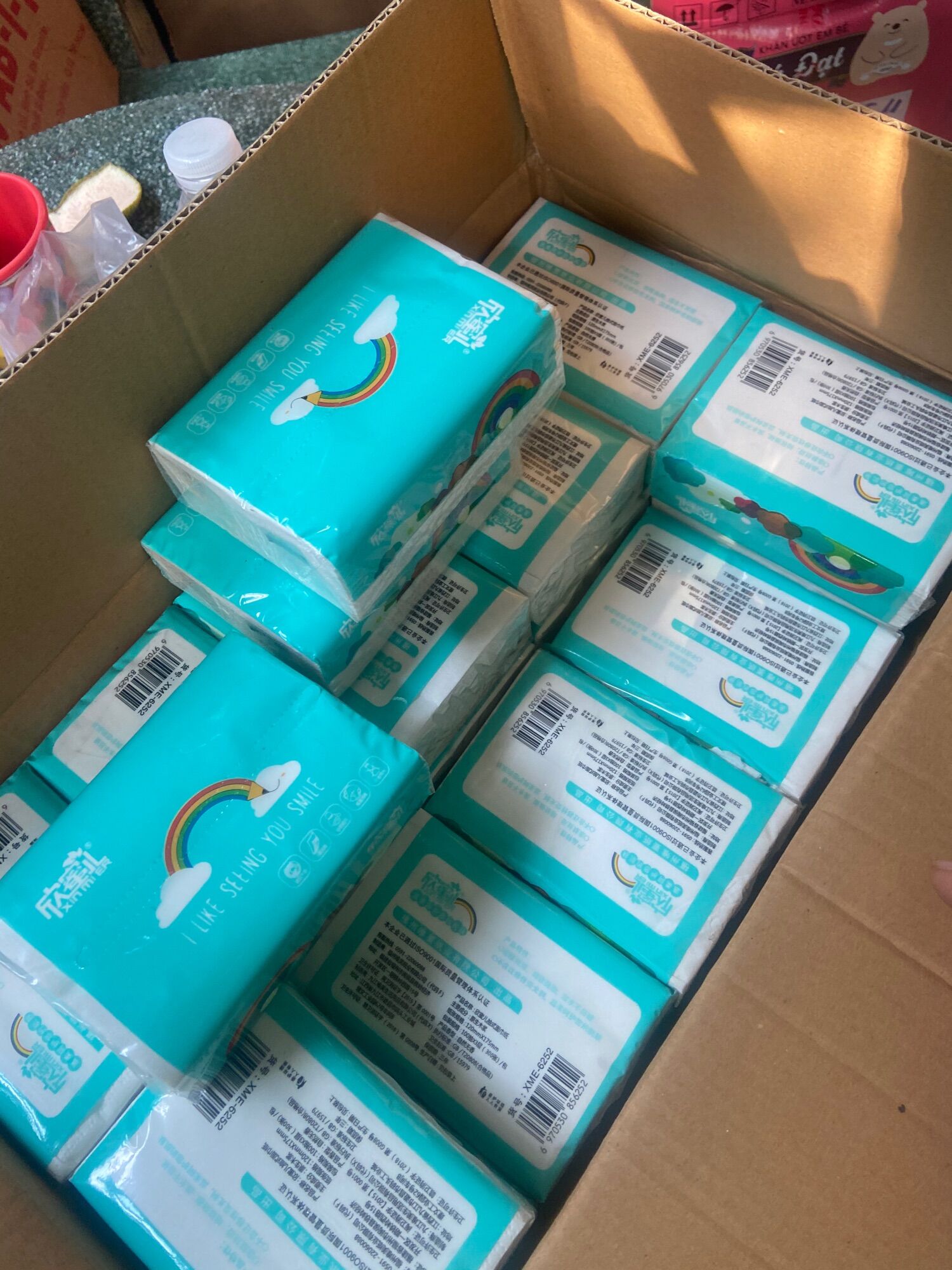 Giấy rút cầu vồng- Thùng 30 gói