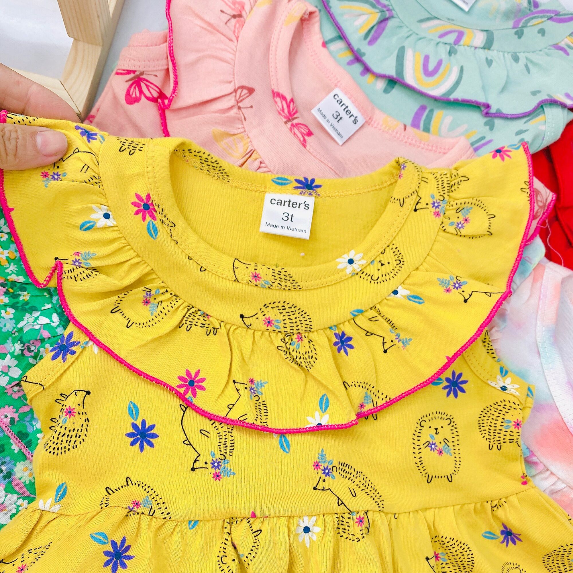 Váy thun cotton bèo cổ VNXK bé gái