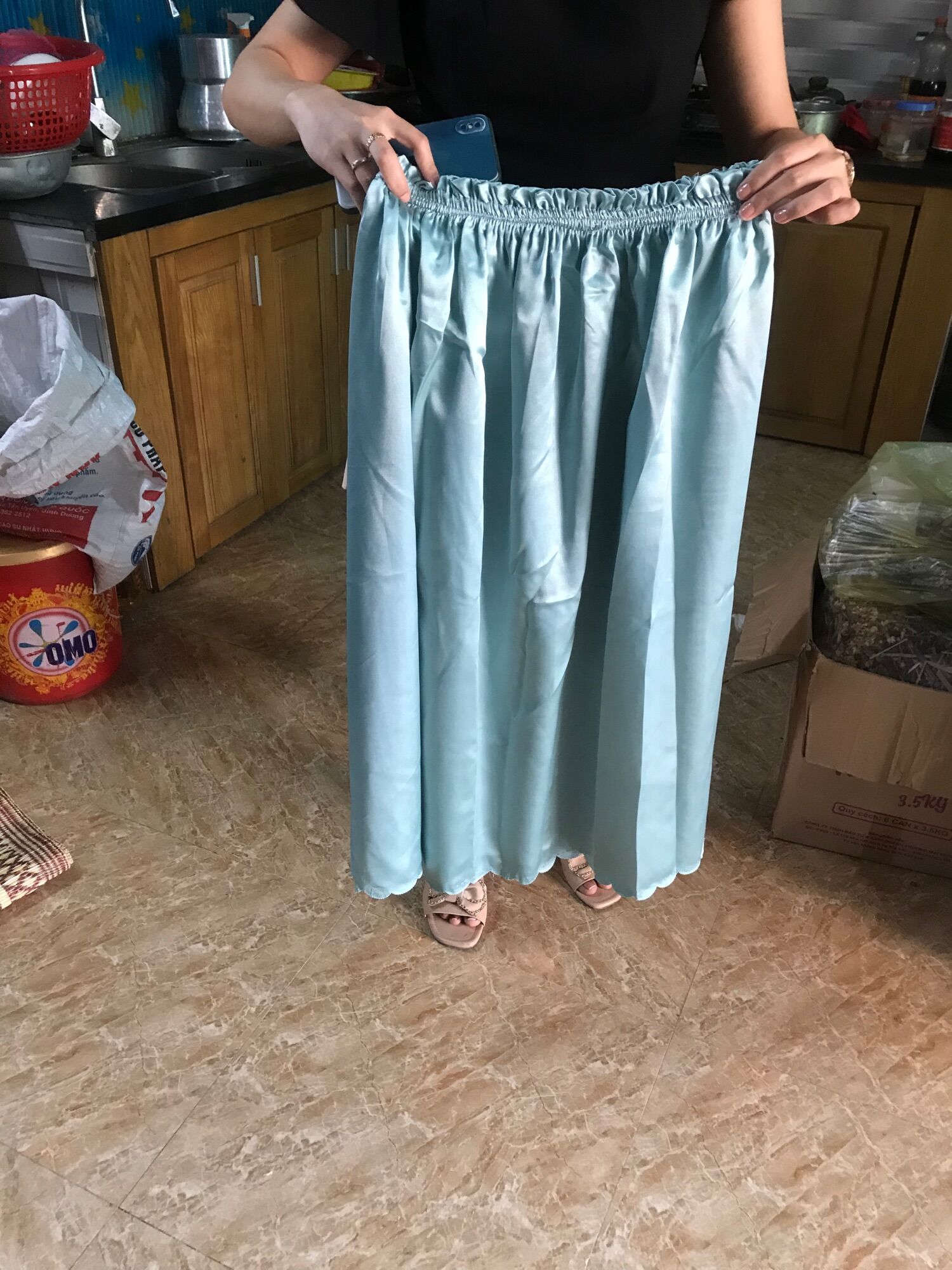 Áo quây váy dùng cho spa—xả kho