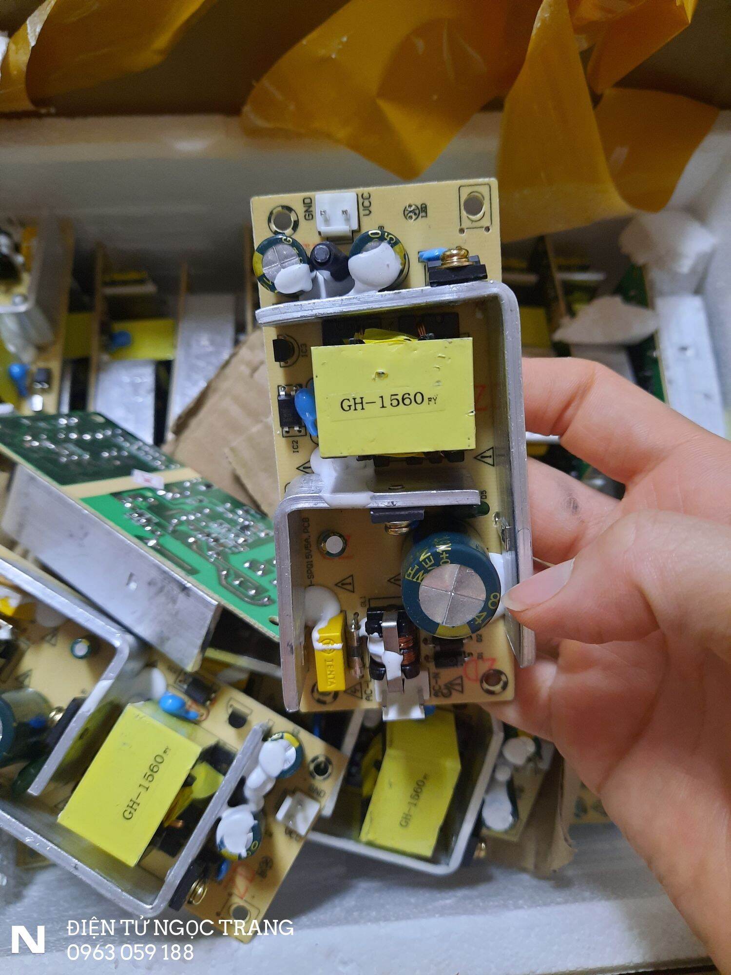 Bo nguồn cho loa kéo 6a -15v - giá 1 bo