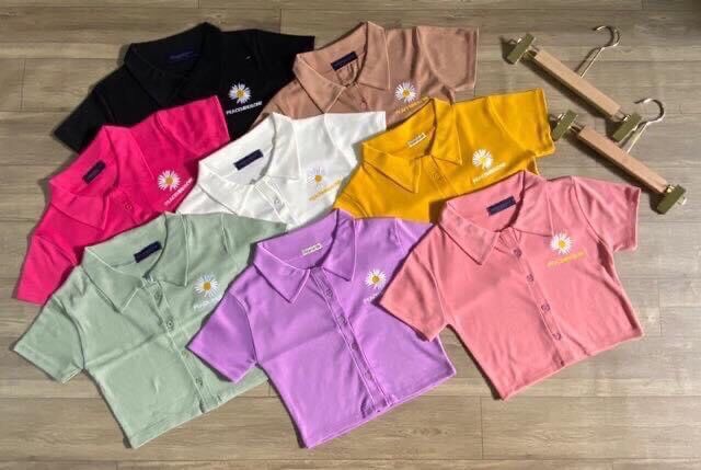 Áo croptop cổ bẻ hoa cúc 🌼🌼