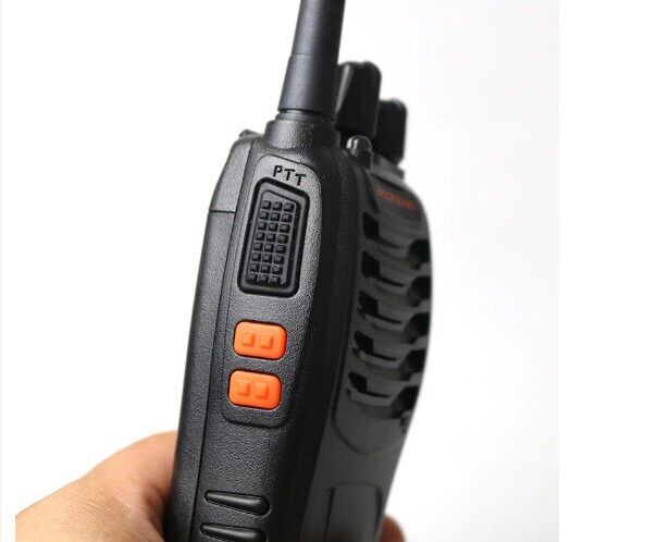 Máy Bộ Đàm Baofeng Chính Hãng BF-888H (16 Kênh, Nhỏ Gọn, Đàm Thoại 3km, Sạc Pin Cổng Micro USB, Bảo Hành 12 Tháng)