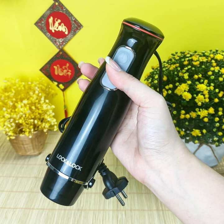 Máy xay cầm tay kiêm đánh trứng lock&lock 1000w ejm516