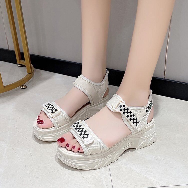 #giầy sandal bánh mì sịn sò