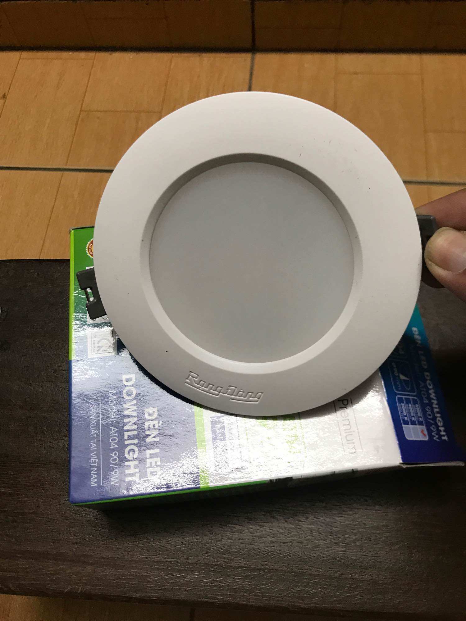 Đèn led âm trần D AT04 90/9w Rạng Đông