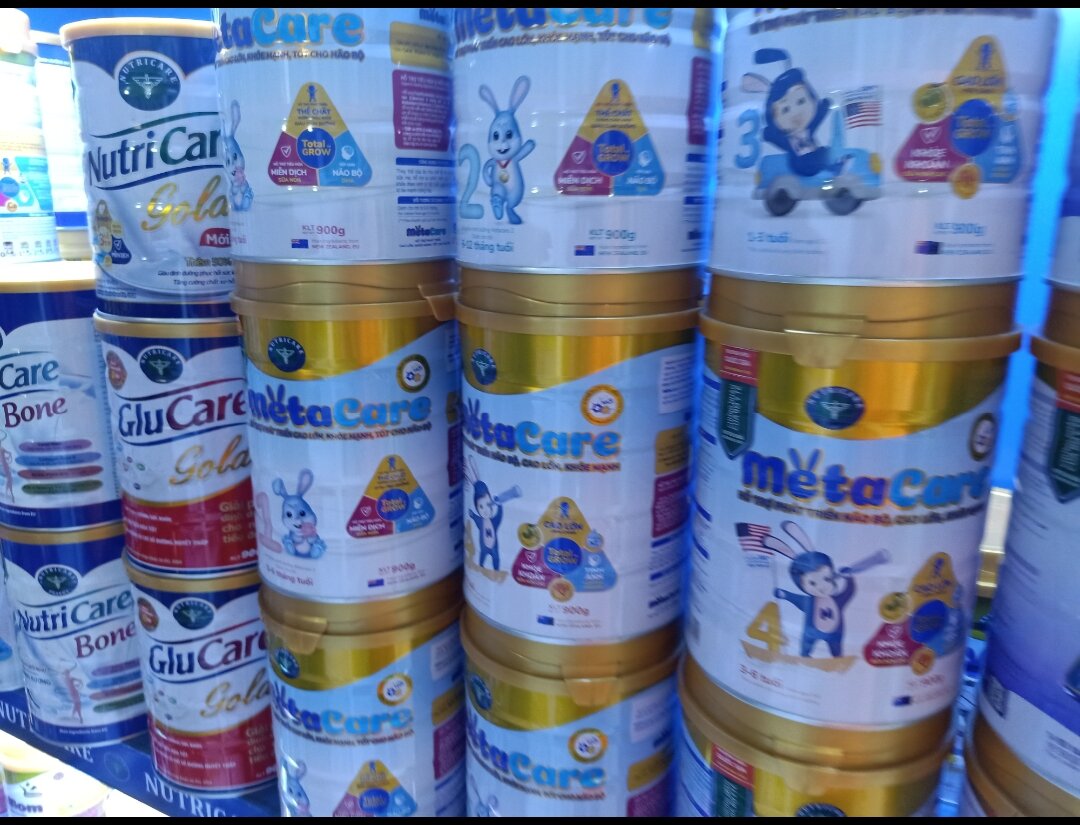 Sữa bột Nutricare meta gold 1+ 900g