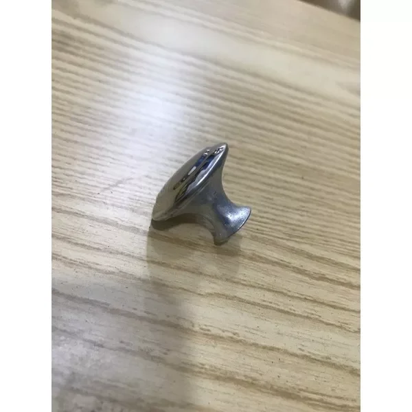 Núm tủ,Nụ tủ Inox,nụ tủ bếp,tủ dép,tặng kèm vít