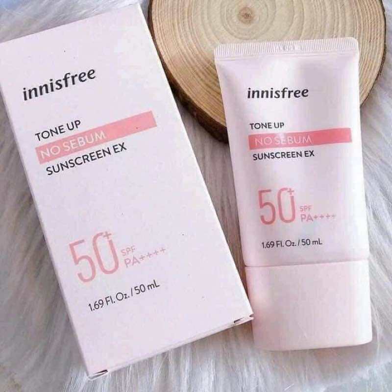 Kem Chống Nắng Nâng Tone da Innisfree Tone up NO SEBUM SUNSCREEN SPF50 PA++++