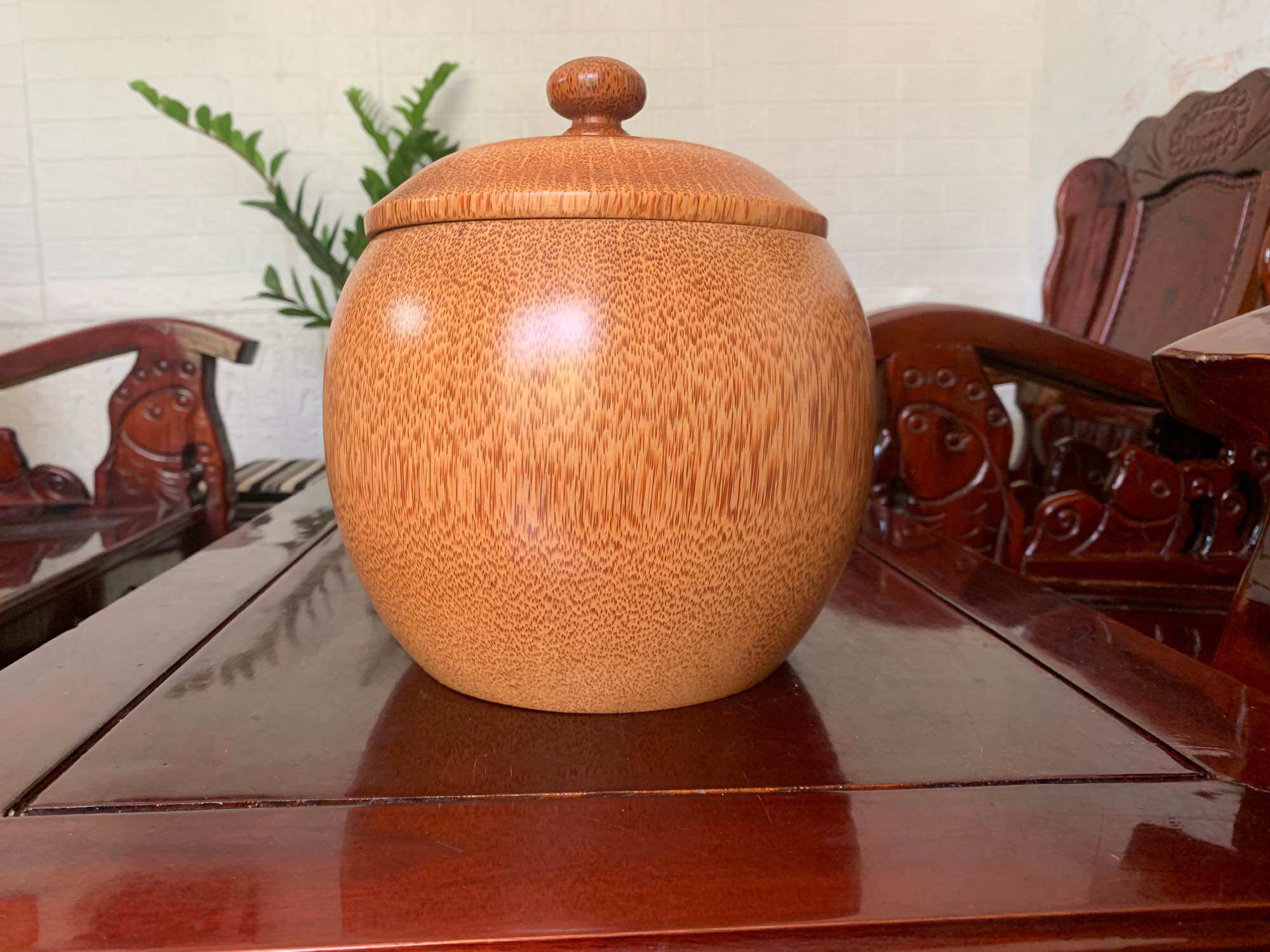 Giỏ bình ủ trà làm từ gỗ dừa