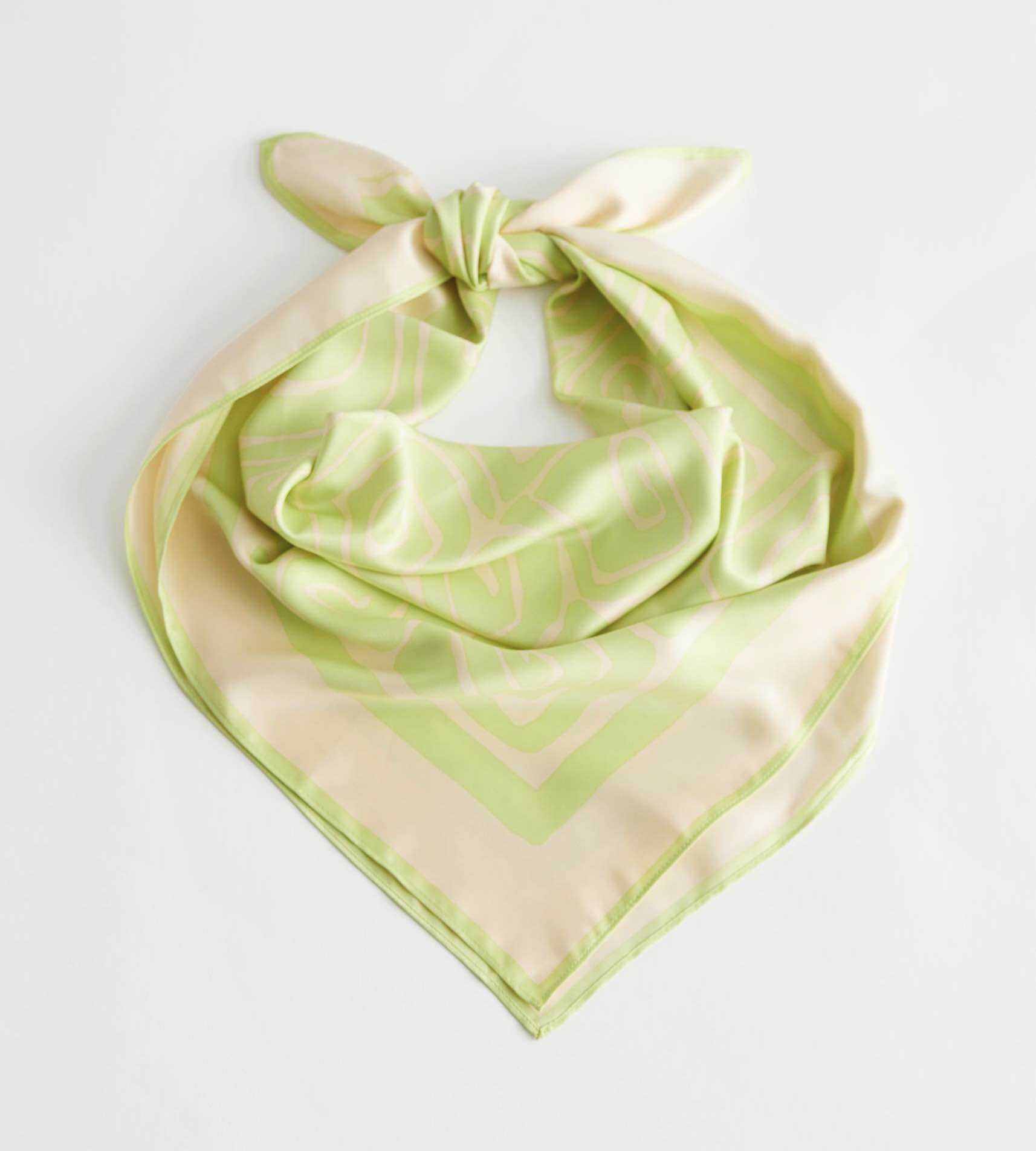 Khăn HM Auth Tuồn Xanh Dạ Quang Size 80x80 ( Có Sẵn )