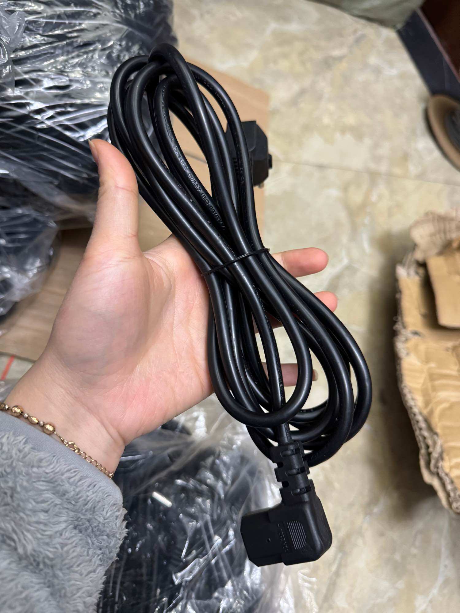 Dây nguồn 3 chân bẻ góc dài 1.5m