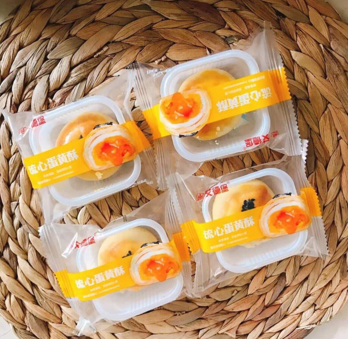 500g bánh liuxinsu trứng muối tan chảy ngàn lớp
