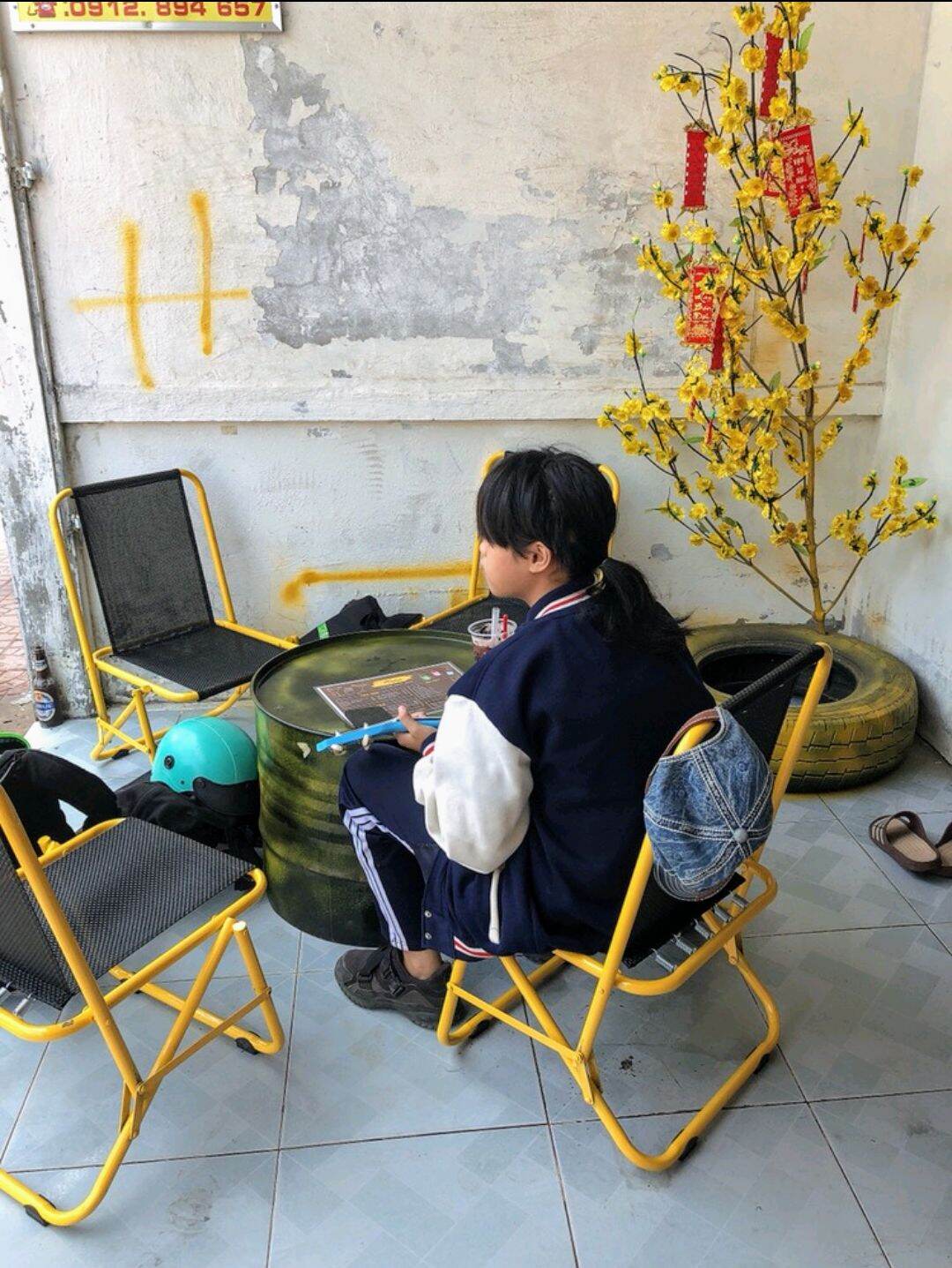 Ghế xếp lò xo cao 70cm ( Khung Thép )
