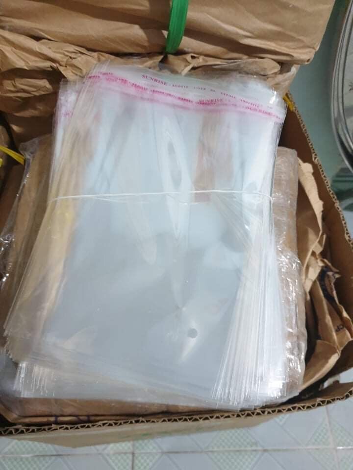 [HCM]1kg Bịch kiếng dán miệng, [Giá Siêu Rẻ]1 kg túi bọc ni lông bóng kiếng dán miệng (bao có nắp đựng hàng hóa bịch nilon lì xì hay trang sức)