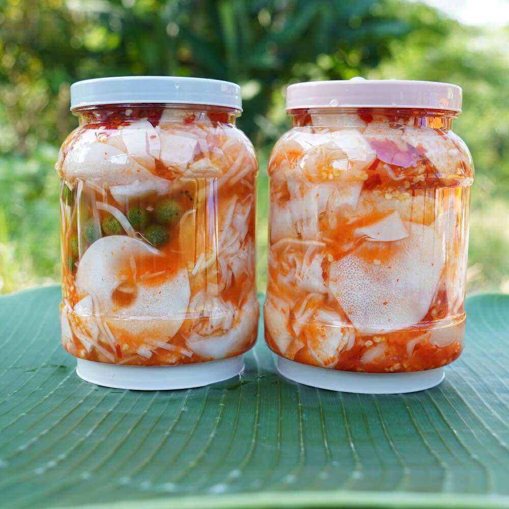 Măng ngâm tỏi ớt hủ 1,5kg