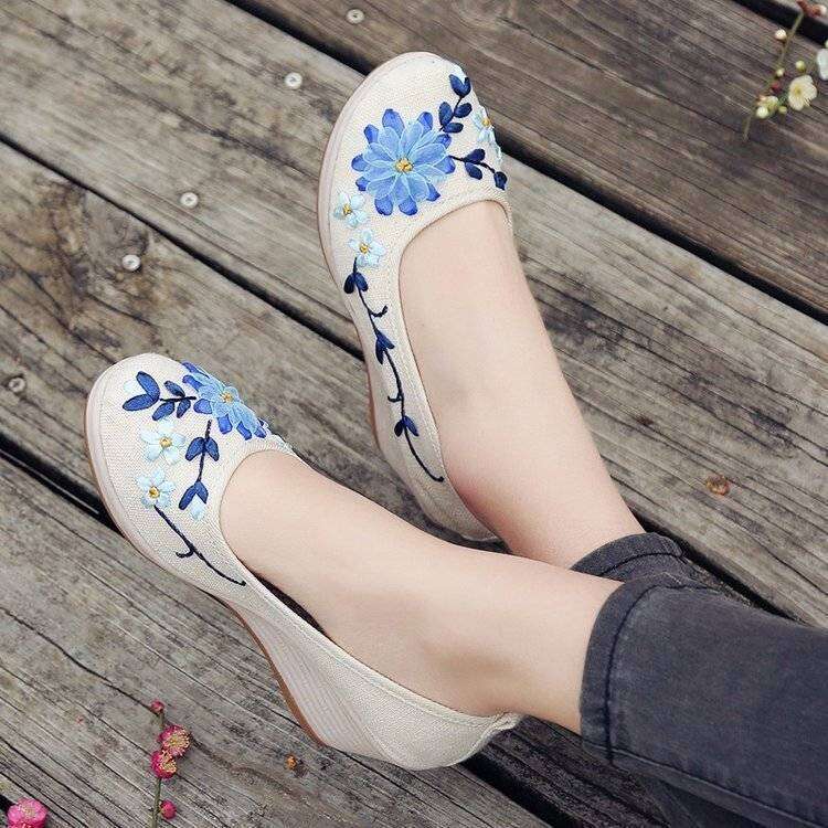 Giày Nữ Cỡ Lớn Cỡ 35-42 Giày Một Lớp Nhỏ Miệng Nông Đế Dày Mùa Xuân Thu Chân Mập 41 Giày Cho Bà Xỏ Chân Thường Ngày Cho Nữ