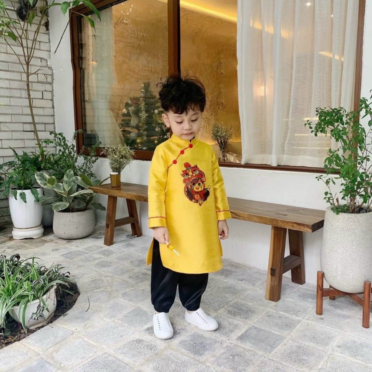 Áo dài tết kỳ lân