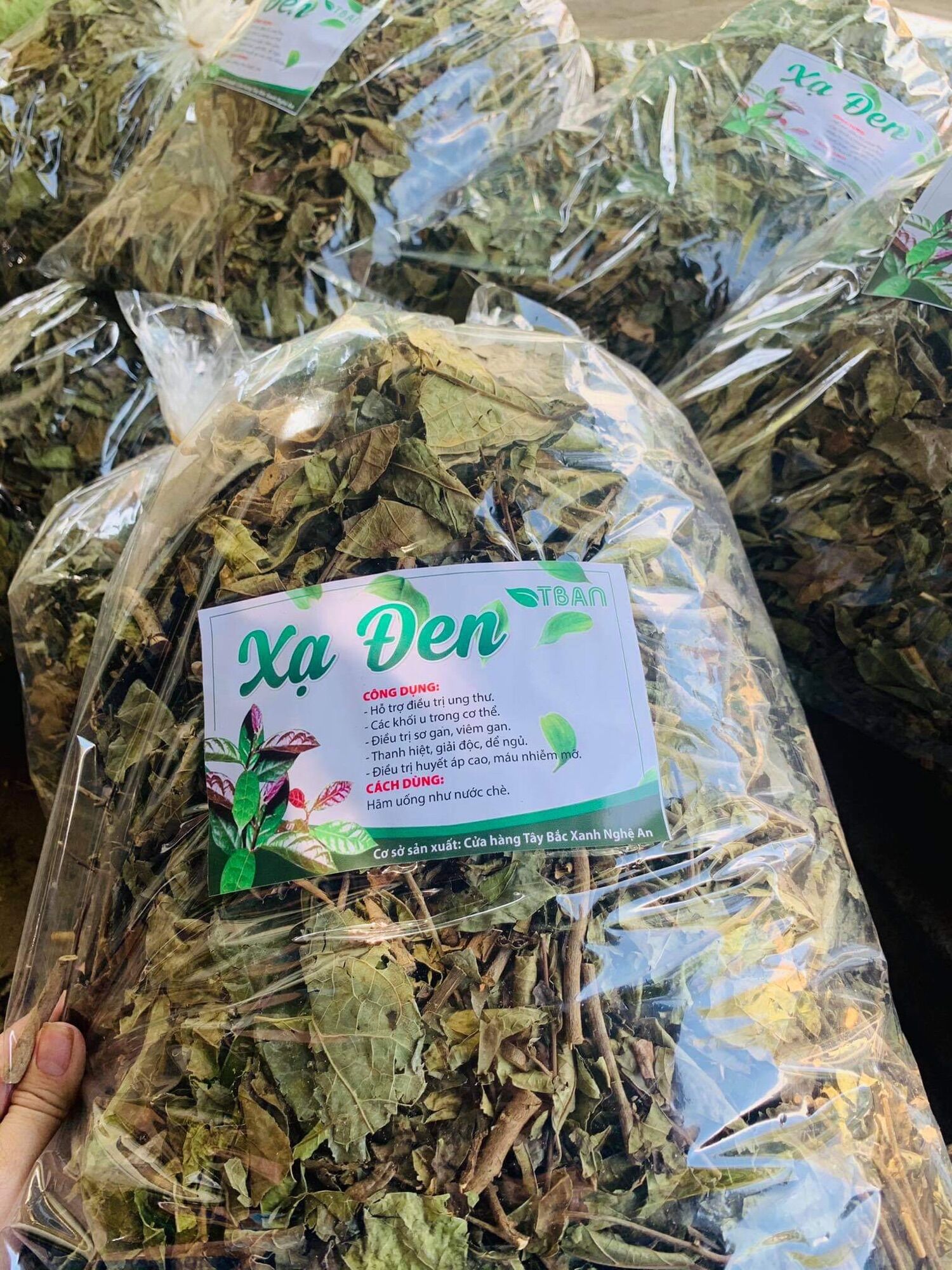 Lá xạ đen khô (1kg)