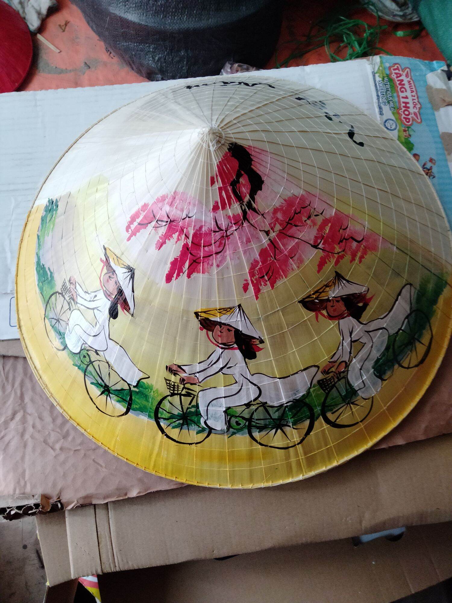 combo 2 nón lá vẽ tranh theo yêu cầu