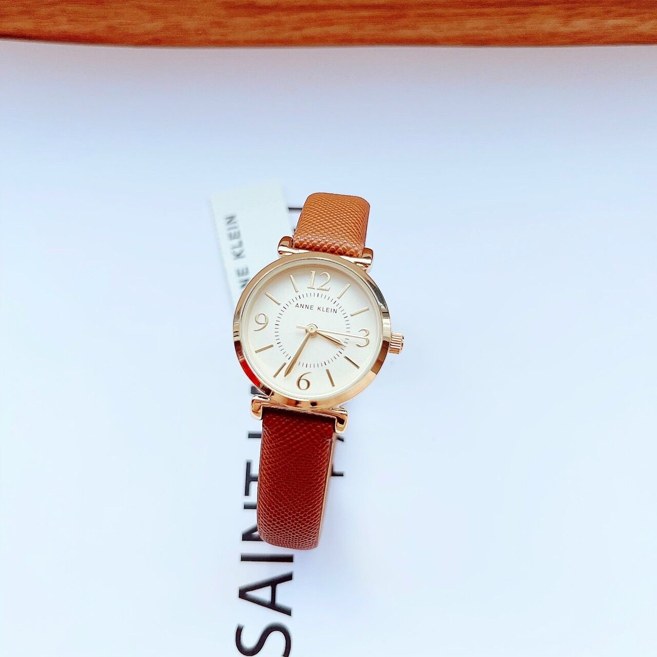 Đồng hồ nữ Anne Klein dây da, size 26mm