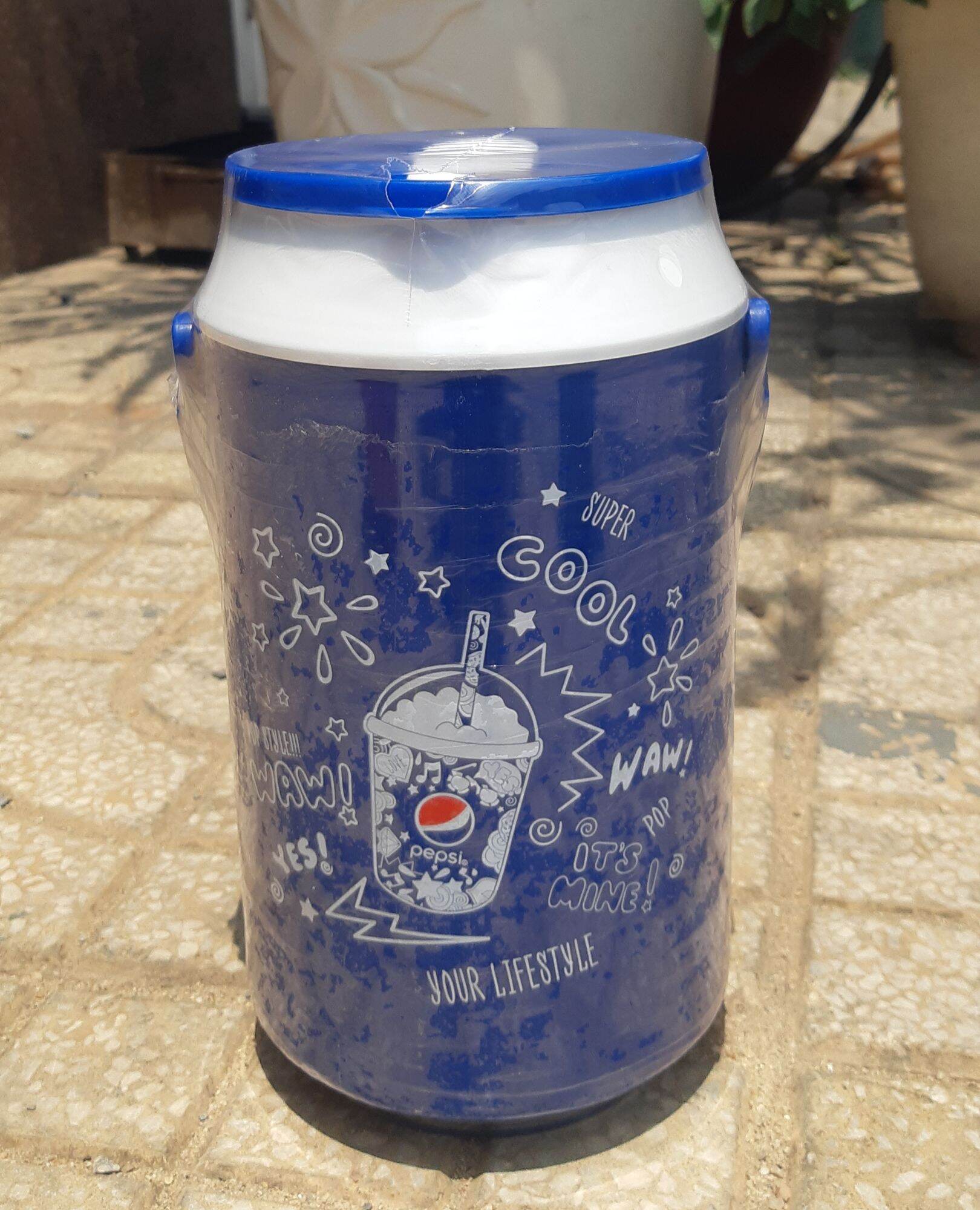 Bình đá hình lon1,5l.hkm