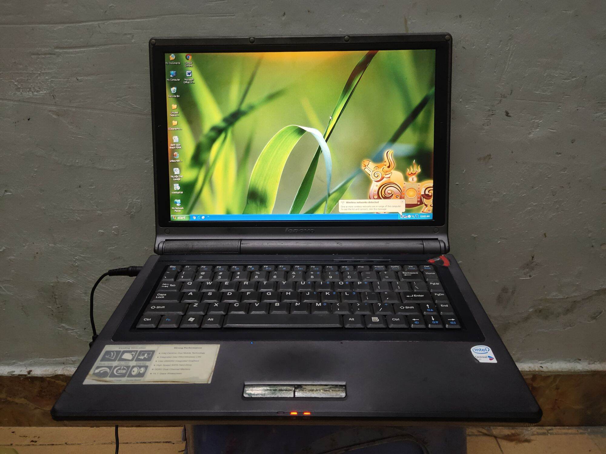 laptop lenovo y400 dung lượng ram 3gb,ổ 120gb