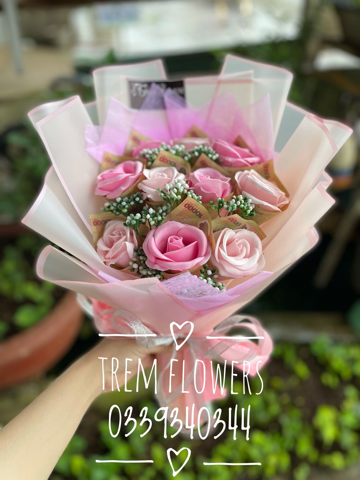 Hoa sáp cuốn mn nhỏ gọn