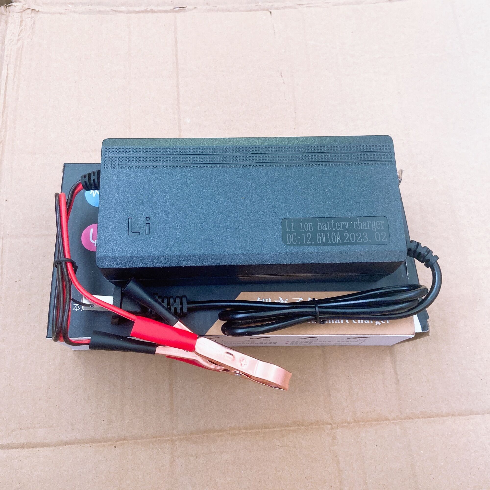 Bộ sạc pin lithium 3s , 4s 12.6v - 14.6v - 10a hãng li