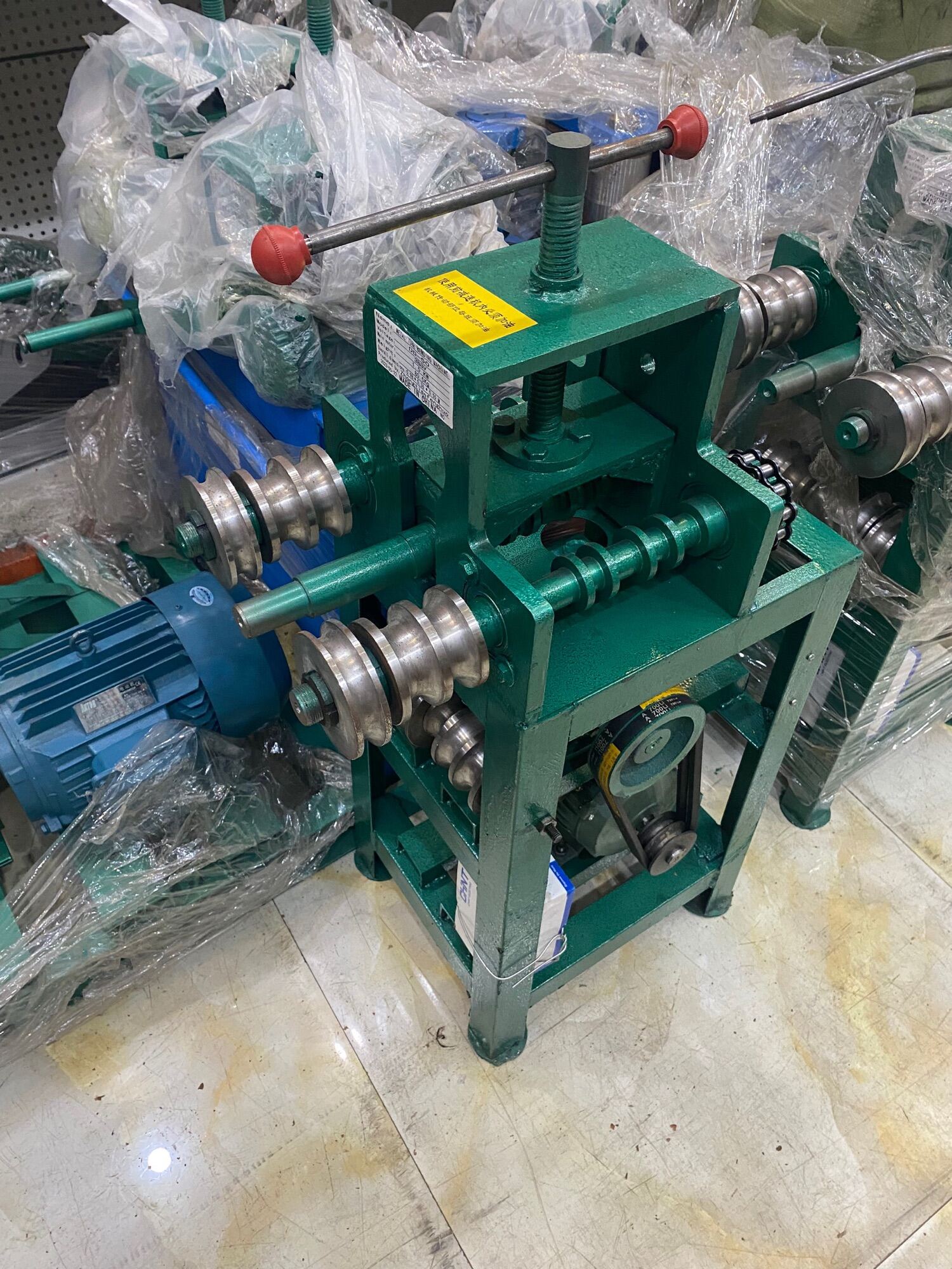 MÁY UỐN SẮT ỐNG - SẮT HỘP DD 50- ĐIỆN 220 v- ĐỘNG CƠ 15 kw kèm lô tròn 16192225 - lô uốn hộp 15-20-