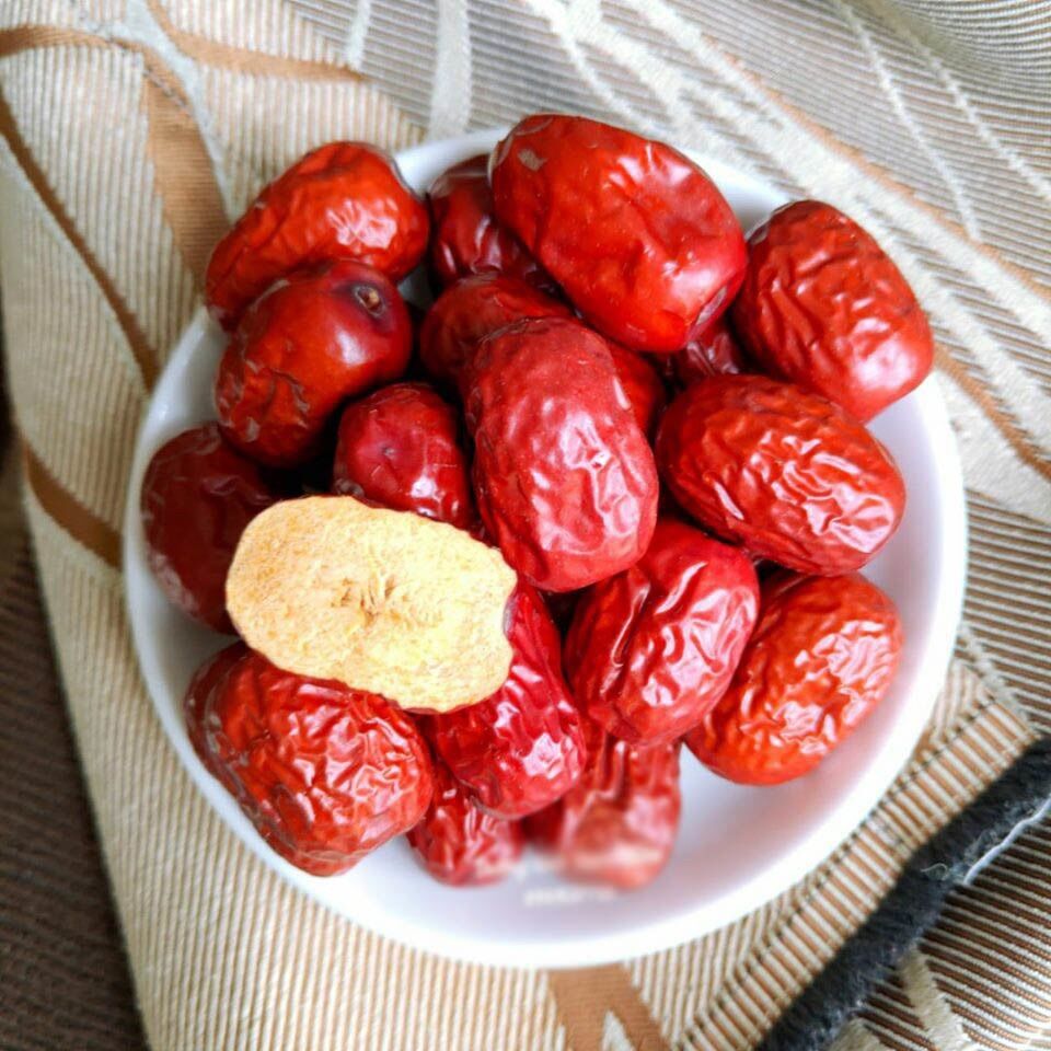 Táo đỏ Tân Cương loại ngon gói 100gr