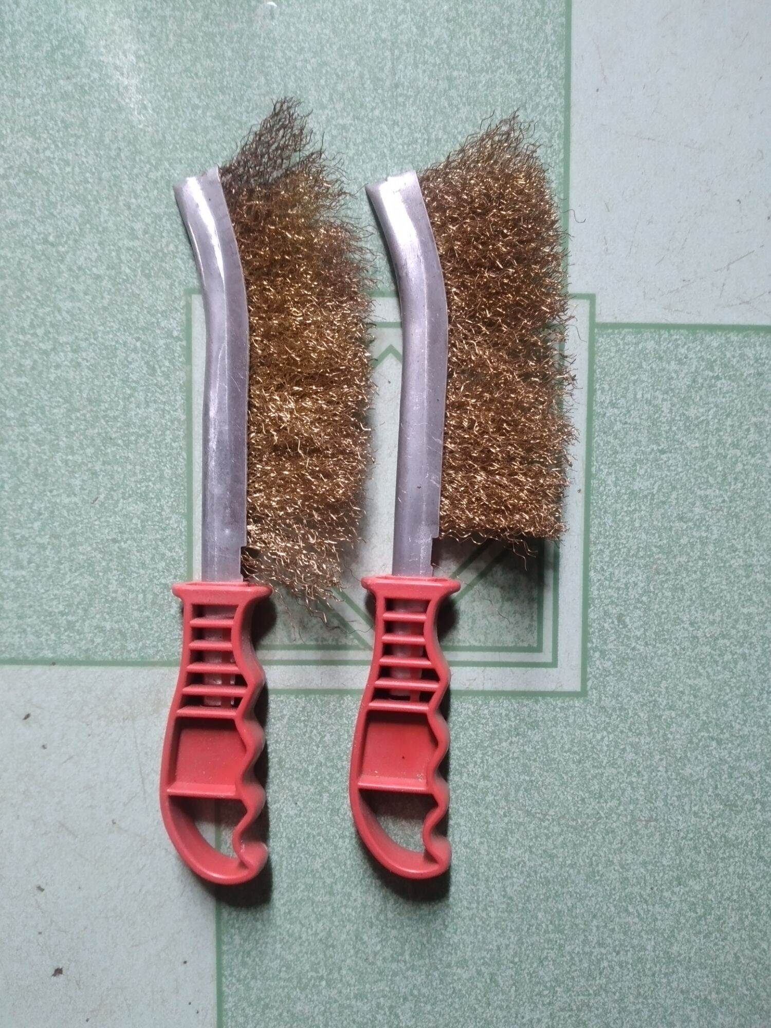 1 cái bàn chải cước vệ sinh rong rêu, chà gỉ sét, vệ sinh máy móc, vĩ nướng thịt... - 4