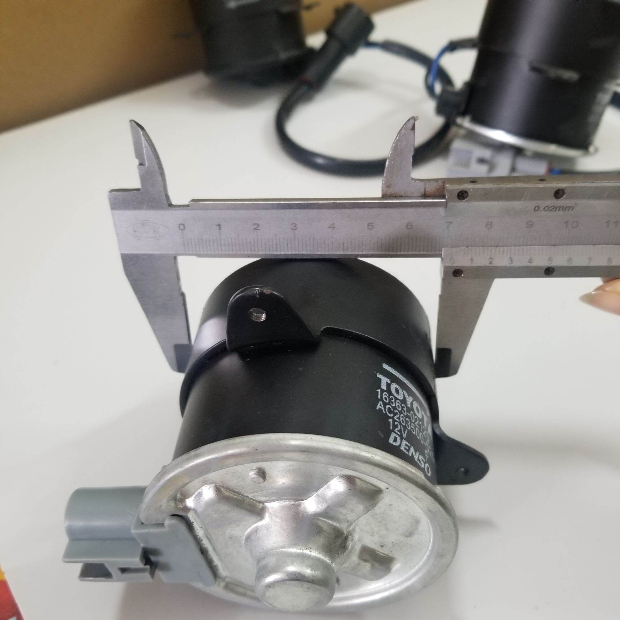 Motor quạt dàn nóng DENSO 12V 5251