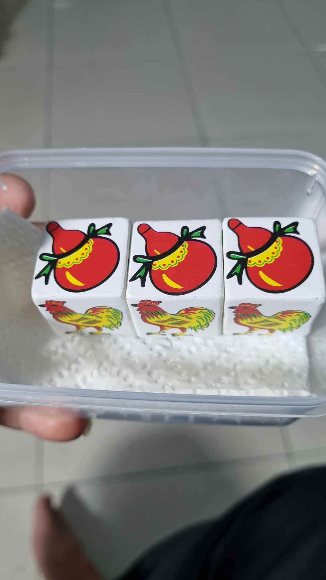 Bầu cua xóc cái, đi đều, 3 hột xốp