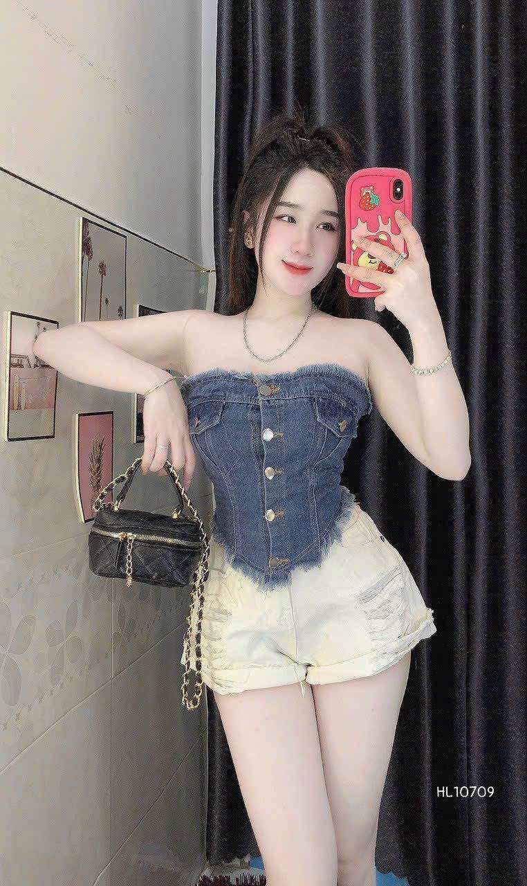 Áo ống jean cúc vạt xéo