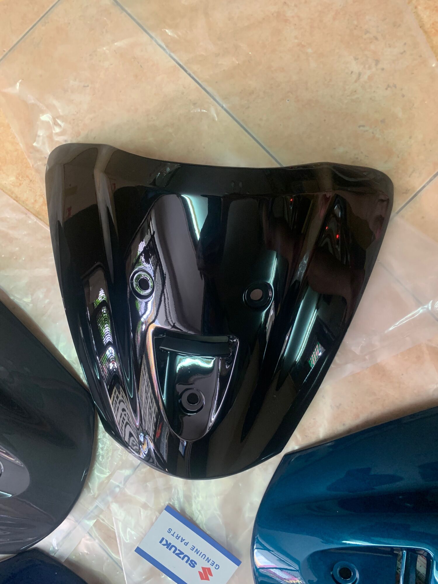 Mặt nạ viva 110 suzuki chính hãng