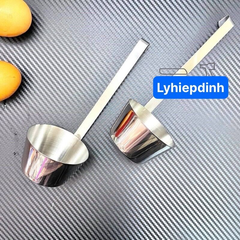 Combo 2 khuôn bánh Tôm hoặc bánh cống