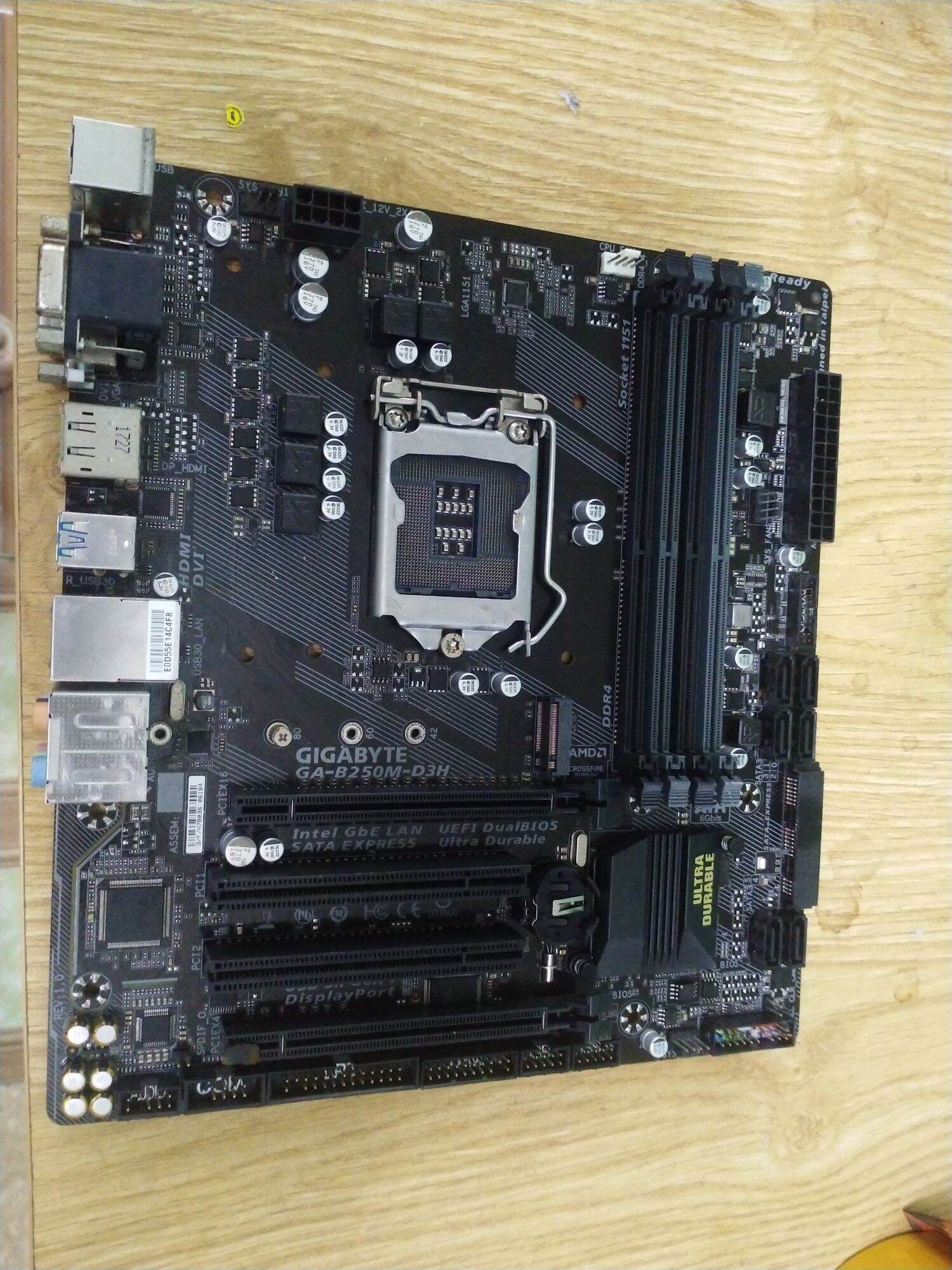 mainboard gigabyte b250  (4khe)