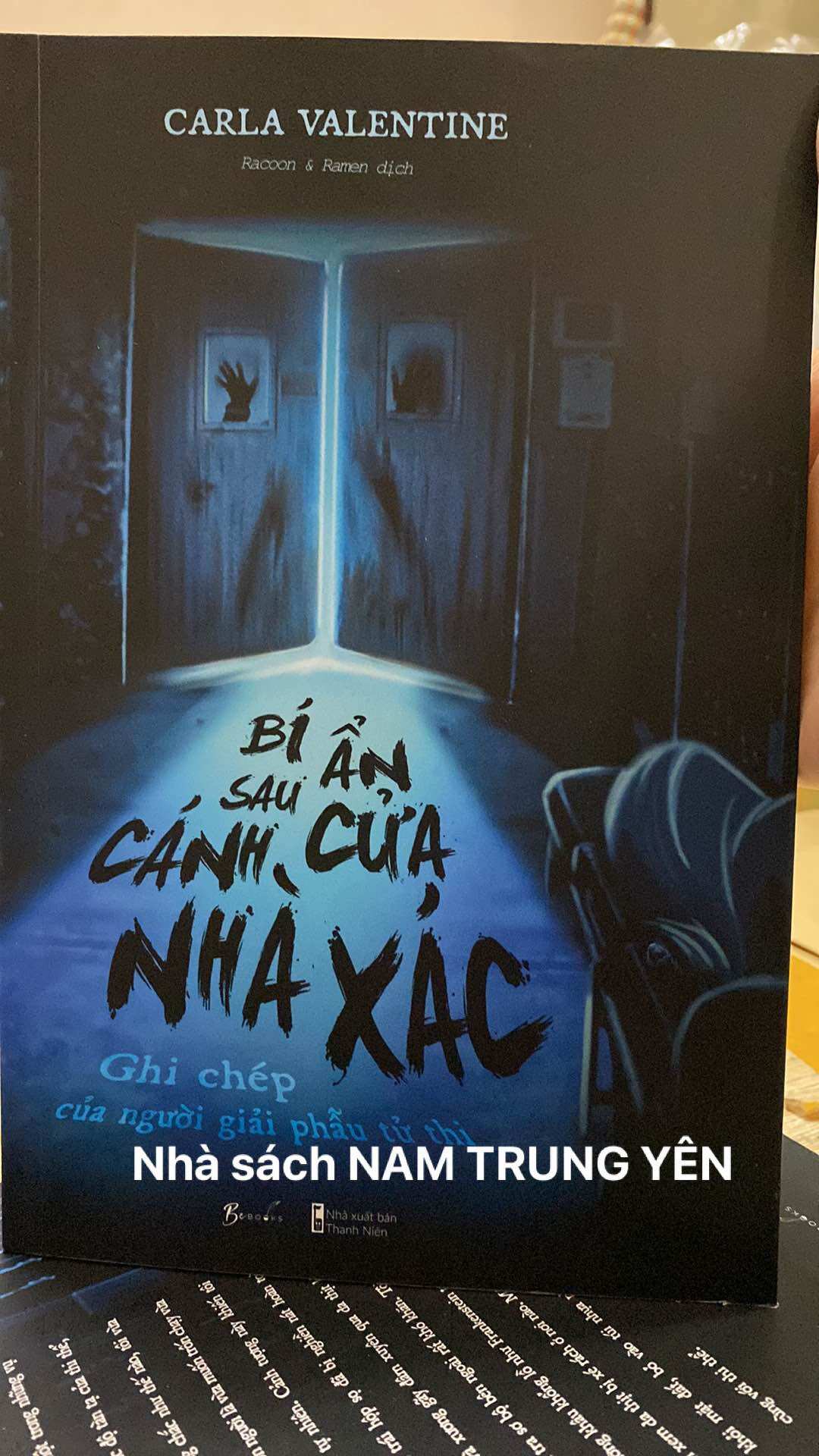 Sách - Bí ẩn sau cánh cửa nhà xác – Ghi Chép Của Người Giải Phẫu Tử Thi ...