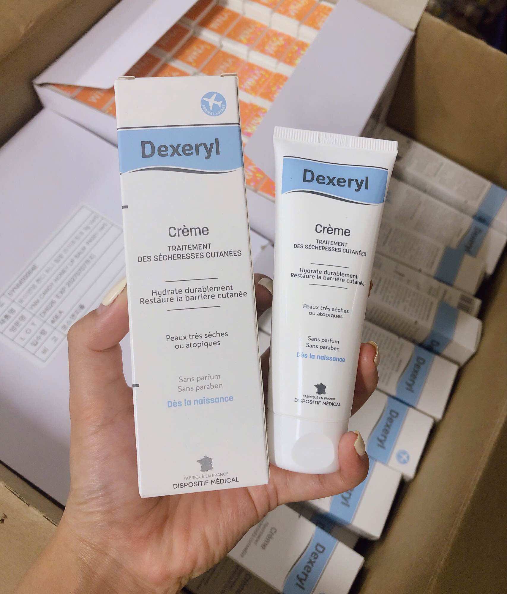 Kem dưỡng da giảm nẻ chàm Dexeryl Cutaneous Dryness Cream Pháp