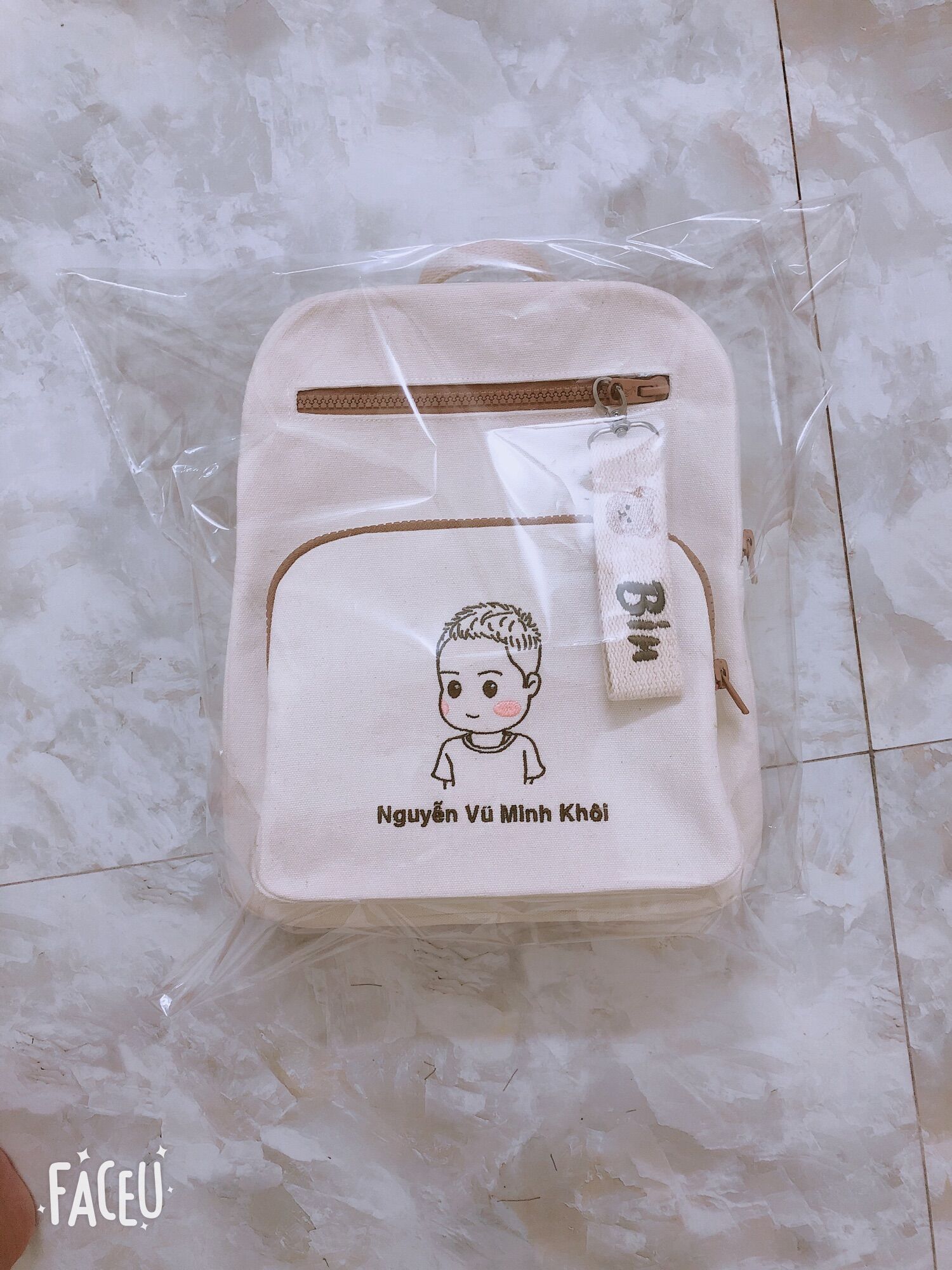 Balo thêu tên style Hàn Quốc cho bé