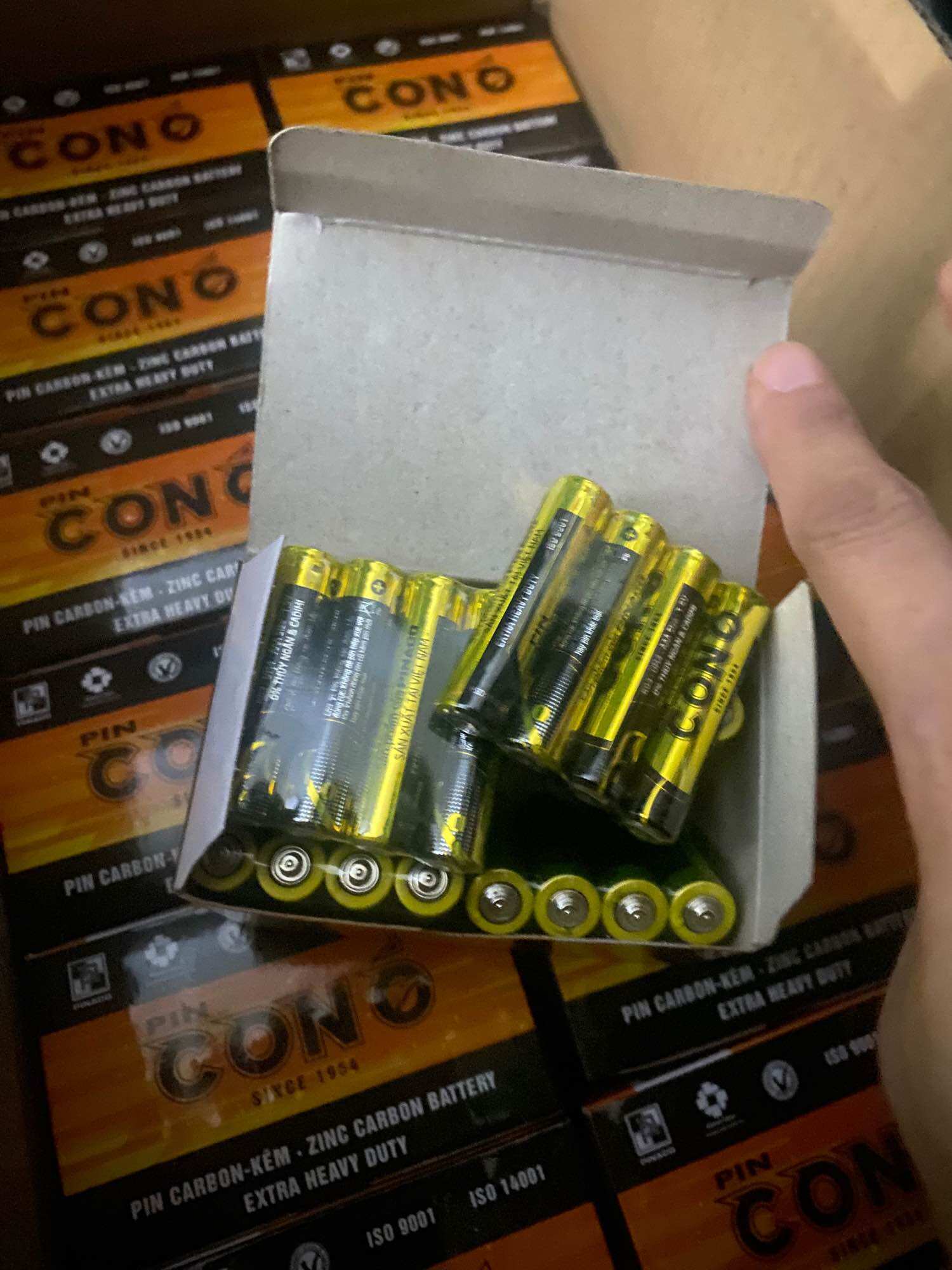 Hộp 40 viên pin AAA con ó,pin 3a con ó pinaco