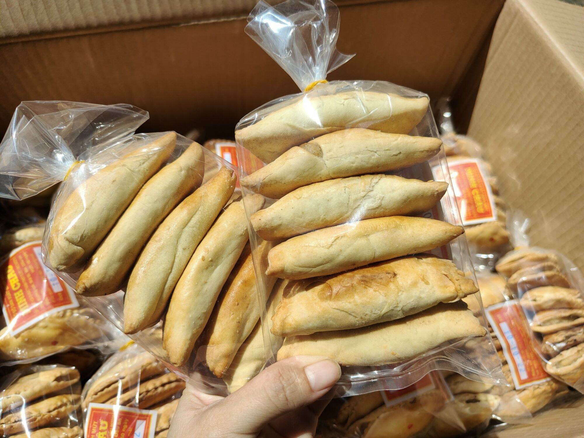 Bánh quai vạc nhân dừa bịch 6 cái