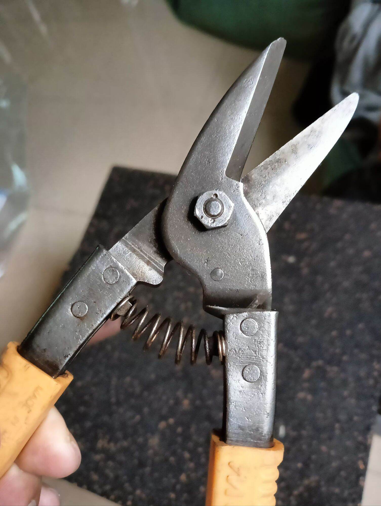 Kéo cắt tôn đa năng hàng Nhật Bãi J437