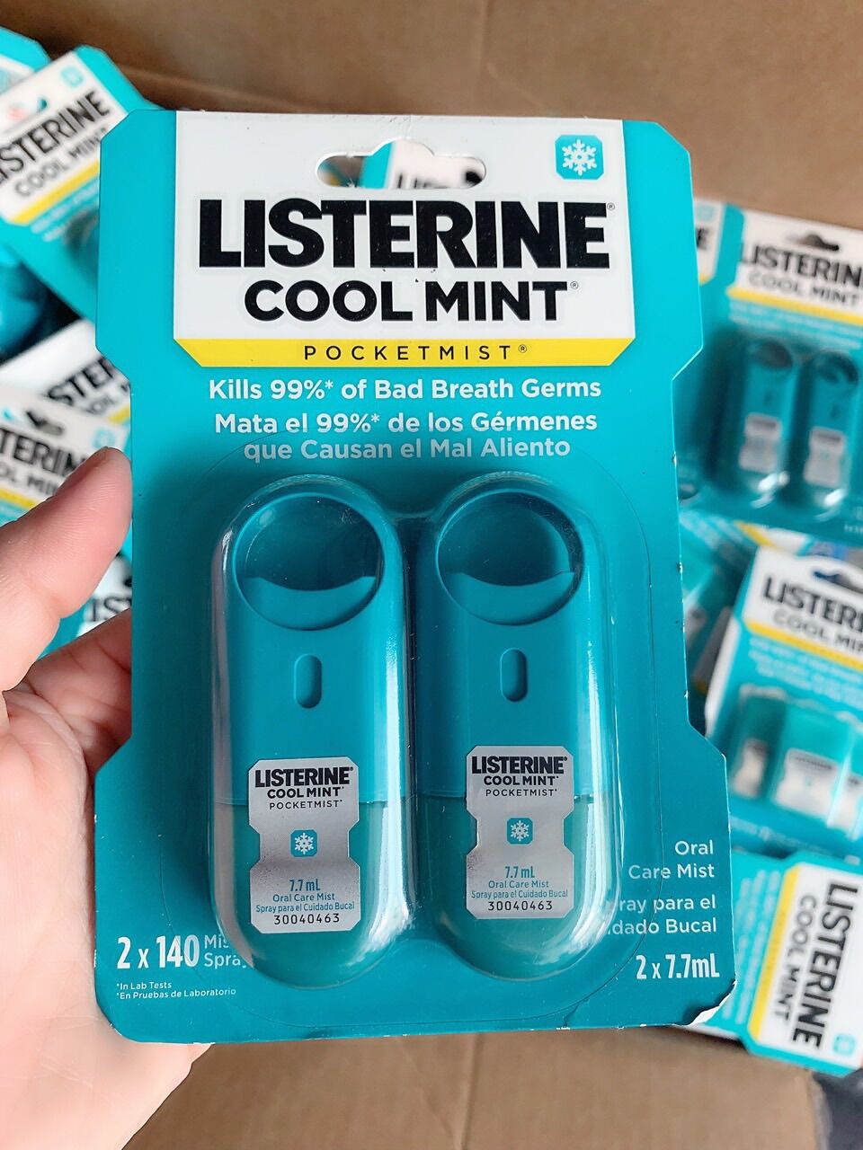 Xịt thơm miệng Listerine Cool Mint Pockeymist Mỹ