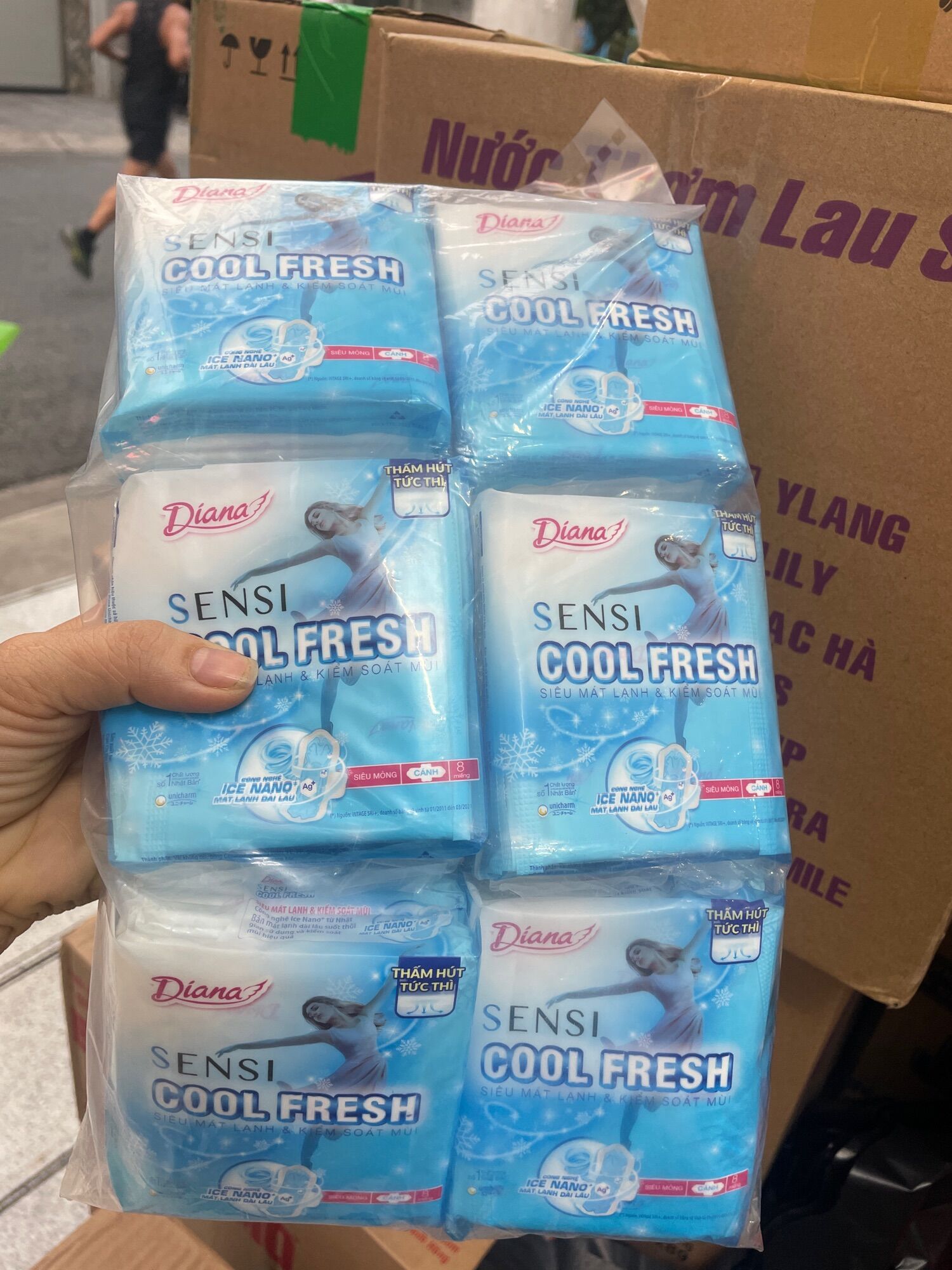 Băng vệ sinh sensi 1 lốc