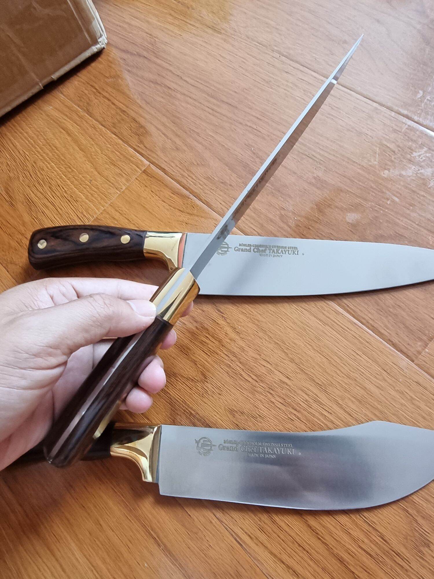 Dao gọt hoa quả, thái thịt cá Takayuki